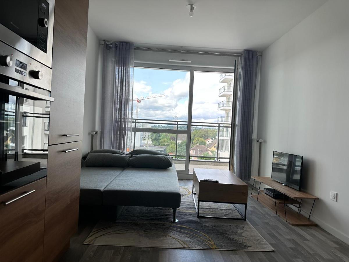Agreable 2 Pieces Avec Balcon Et Parking Transports By Immo Kit Bnb Sarcelles Exterior foto